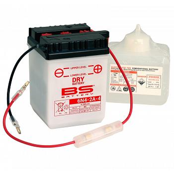 Batterie avec acide  6N4-2A-4 APRILIA TUAREG 125 1986-1989